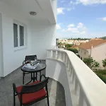 Lida 2 Τρογκίρ